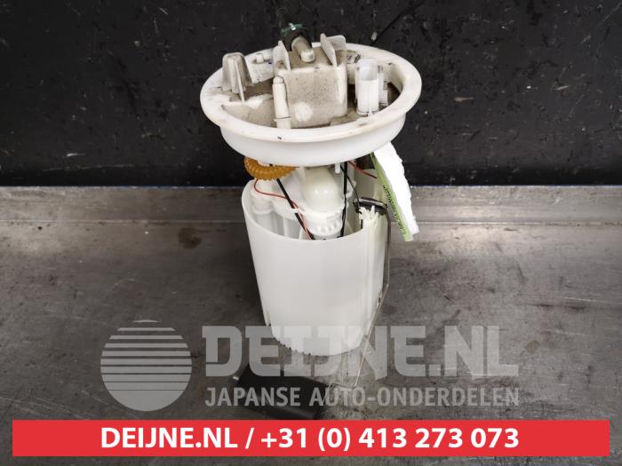 Usagé Pompe carburant électrique Mazda 3 Sport (BL14/BLA4/BLB4) 2.0i MZR DISI 16V Prix € 50,00 Règlement à la marge proposé par V.Deijne Jap.Auto-onderdelen BV