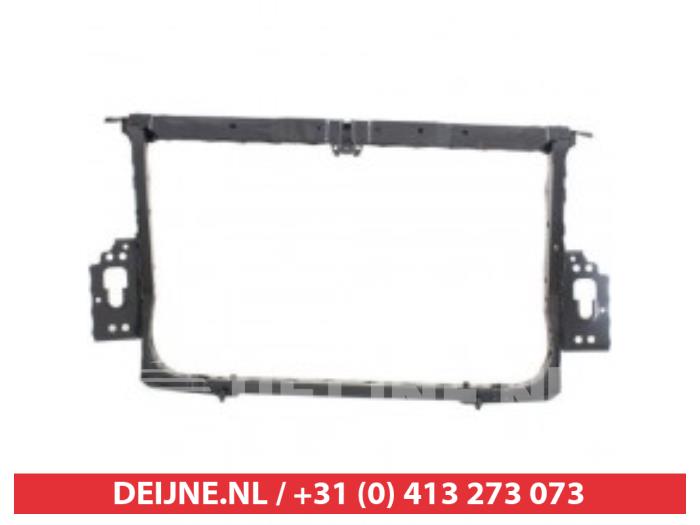 Nya Front Toyota Rav-4 Pris € 190,58 Inklusive moms erbjuds av V.Deijne Jap.Auto-onderdelen BV