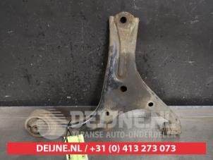 Used Front lower wishbone, right Kia Rio II (DE) 1.5 CRDi VGT 16V Price on request offered by V.Deijne Jap.Auto-onderdelen BV
