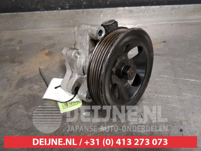 Begagnade Servostyrningspump Kia Rio II (DE) 1.5 CRDi VGT 16V Pris € 35,00 Marginaltabell erbjuds av V.Deijne Jap.Auto-onderdelen BV