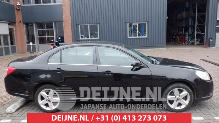 Usados Ventanilla triangular derecha detrás Chevrolet Epica 2.5 24V Precio € 35,00 Norma de margen ofrecido por V.Deijne Jap.Auto-onderdelen BV