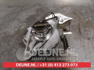 Used Vacuum pump (diesel) Mitsubishi Outlander (CW) Price on request offered by V.Deijne Jap.Auto-onderdelen BV