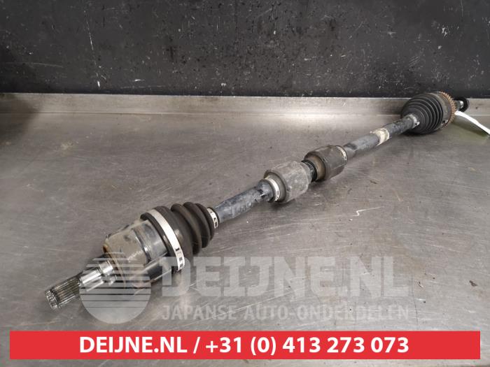 Front drive shaft, right from a Hyundai iX35 (LM) 1.6 GDI 16V 2013