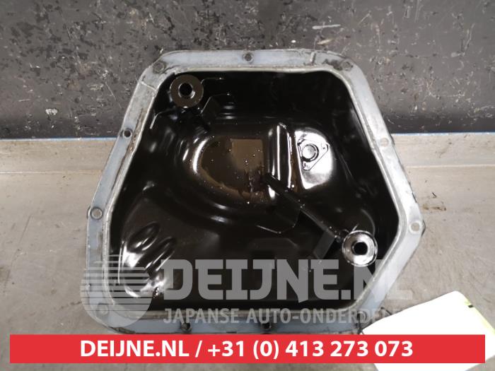 Used Sump Subaru XV (GP) 2.0 AWD 16V Price € 40,00 Margin scheme offered by V.Deijne Jap.Auto-onderdelen BV