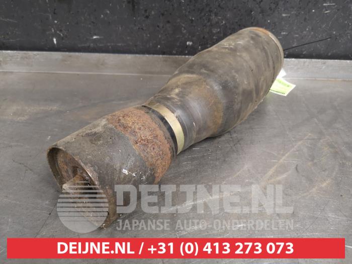 Używane Miech Toyota Land Cruiser (J15) 2.8 D-4D 16V Cena € 150,00 Procedura marży oferowane przez V.Deijne Jap.Auto-onderdelen BV