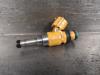Injector (petrol injection) from a Toyota GT 86 (ZN) 2.0 16V 2013