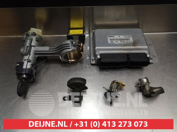 Used Engine management computer Hyundai Getz 1.5 CRDi 12V Price € 100,00 Margin scheme offered by V.Deijne Jap.Auto-onderdelen BV