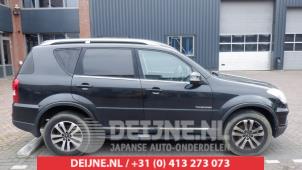 Used Door window 4-door, front right Ssang Yong Rexton W 2.0 e-200 Xdi 16V 2WD Price on request offered by V.Deijne Jap.Auto-onderdelen BV