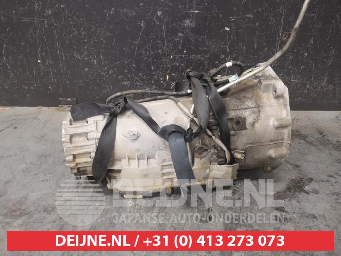 Gearbox from a SsangYong Rexton W 2.0 e-200 Xdi 16V 2WD 2015