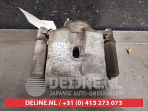 Used Front brake calliper, right Lexus CT 200h 1.8 16V Price € 50,00 Margin scheme offered by V.Deijne Jap.Auto-onderdelen BV