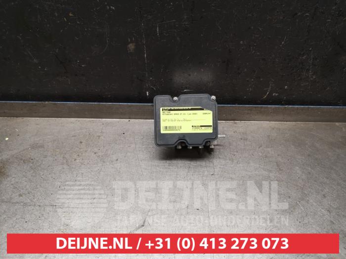 Begagnade ABS-pump Mitsubishi Space Star (A0) 1.0 12V Pris € 100,00 Marginaltabell erbjuds av V.Deijne Jap.Auto-onderdelen BV