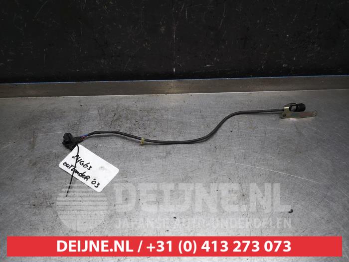 Begagnade Vevaxelsensor Mitsubishi Outlander (CU) 2.0 16V 4x2 Pris € 20,00 Marginaltabell erbjuds av V.Deijne Jap.Auto-onderdelen BV