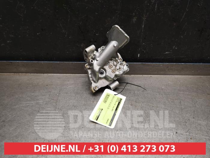 Używane Pompa oleju Toyota RAV4 (A3) 2.0 16V Valvematic 4x2 Cena € 35,00 Procedura marży oferowane przez V.Deijne Jap.Auto-onderdelen BV