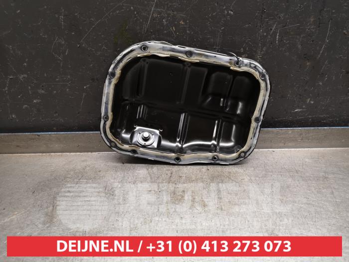 Gebrauchte Ölwanne Toyota RAV4 (A3) 2.0 16V Valvematic 4x2 Preis € 35,00 Margenregelung angeboten von V.Deijne Jap.Auto-onderdelen BV