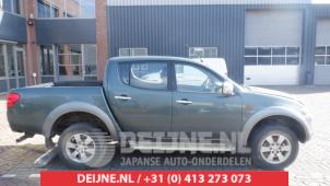 Used Rear door 4-door, right Mitsubishi L-200 2.5 DI-D 4x4 Price on request offered by V.Deijne Jap.Auto-onderdelen BV