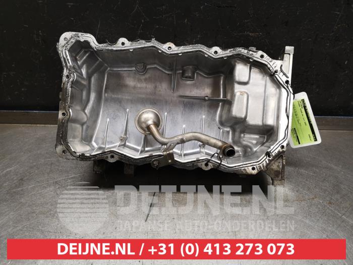 Begagnade Oljetråg Hyundai Tucson (JM) 2.0 CRDi 16V 4x2 Pris € 35,00 Marginaltabell erbjuds av V.Deijne Jap.Auto-onderdelen BV