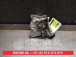 Used Vacuum pump (diesel) Kia Sorento II (XM) 2.2 CRDi 16V VGT 4x2 Price on request offered by V.Deijne Jap.Auto-onderdelen BV