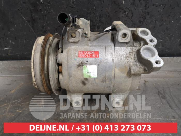 Usagé Compresseur de clim Mitsubishi L-200 2.5 DI-D 4x4 Prix € 125,00 Règlement à la marge proposé par V.Deijne Jap.Auto-onderdelen BV