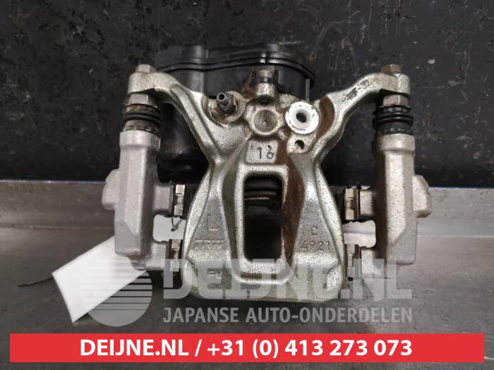 Gebrauchte Bremszange links hinten Toyota C-HR (X1,X5) 2.0 16V Hybrid Preis auf Anfrage angeboten von V.Deijne Jap.Auto-onderdelen BV