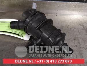Used Thermostat housing Nissan NP 300 Navara (D23) 2.3 dCi twinturbo 16V 4x4 Price on request offered by V.Deijne Jap.Auto-onderdelen BV