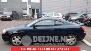 Used Door 2-door, left Hyundai Coupe 2.0i 16V CVVT Price € 100,00 Margin scheme offered by V.Deijne Jap.Auto-onderdelen BV