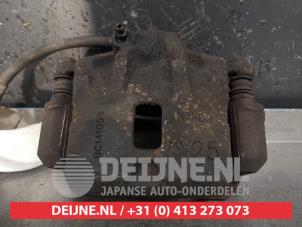 Used Front brake calliper, right Hyundai Coupe 2.0i 16V CVVT Price € 35,00 Margin scheme offered by V.Deijne Jap.Auto-onderdelen BV