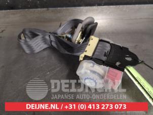 Used Rear seatbelt, left Subaru Forester (SG) 2.0 16V XT Price € 40,00 Margin scheme offered by V.Deijne Jap.Auto-onderdelen BV
