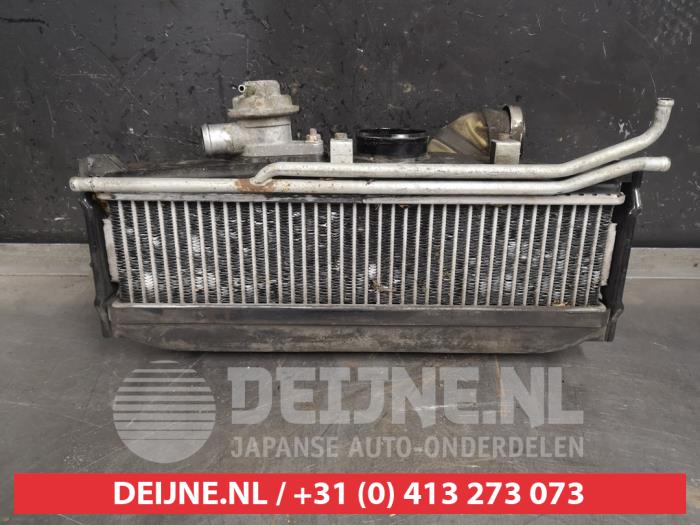 Usados Intercooler Subaru Forester (SG) 2.0 16V XT Precio € 75,00 Norma de margen ofrecido por V.Deijne Jap.Auto-onderdelen BV