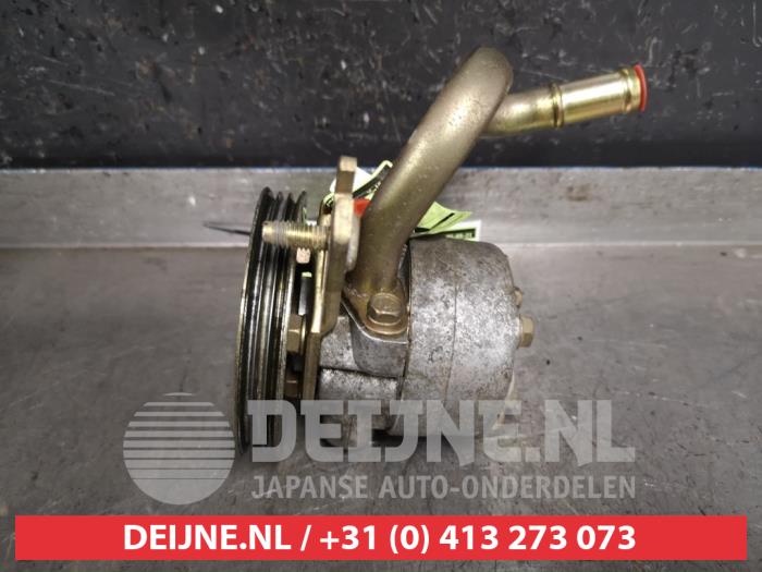 Usagé Pompe de direction Daihatsu Copen 0.7 Turbo 16V Prix € 35,00 Règlement à la marge proposé par V.Deijne Jap.Auto-onderdelen BV