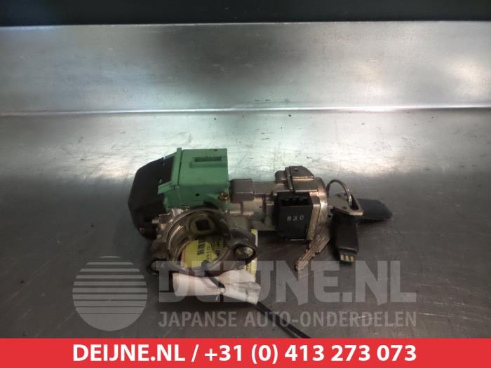Używane Stacyjka + Kluczyk Honda Accord Aerodeck (CE1/2) 2.0i 16V Cena € 100,00 Procedura marży oferowane przez V.Deijne Jap.Auto-onderdelen BV