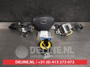 Gebrauchte Airbag Set + Modul Kia Pro cee'd (EDB3) 1.4 CVVT 16V Preis auf Anfrage angeboten von V.Deijne Jap.Auto-onderdelen BV