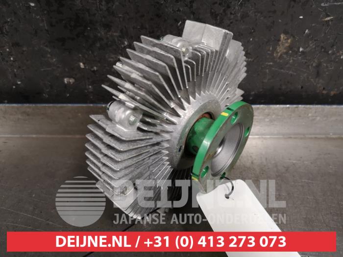 Viscous cooling fan from a Toyota Hilux VI 2.4 D4D-F 16V 4x4 2018