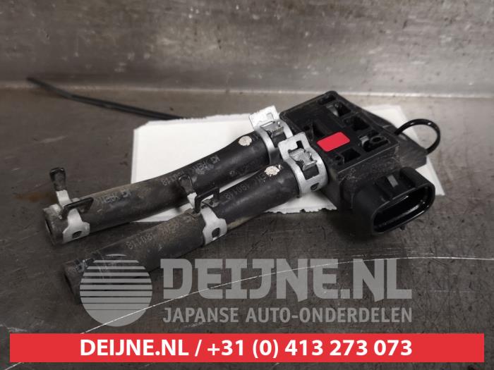 Begagnade Partikelfiltersensor Toyota Hilux V/VI 2.4 D4D-F 16V 4x4 Pris € 25,00 Marginaltabell erbjuds av V.Deijne Jap.Auto-onderdelen BV
