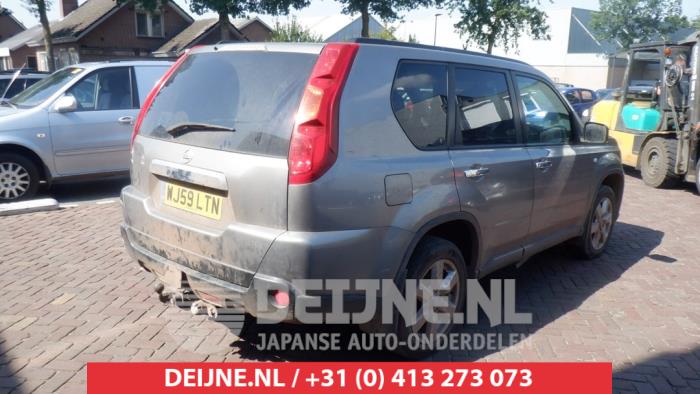 Extra window 4-door, right from a Nissan X-Trail (T31) 2.0 XE,SE,LE dCi 16V 4x4 2009