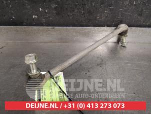 Used Anti-roll bar guide Nissan Note (E12) 1.2 68 Price on request offered by V.Deijne Jap.Auto-onderdelen BV
