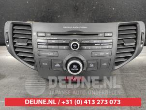 Usados Radio Honda Accord Tourer (CW) 2.2 i-DTEC 16V Precio de solicitud ofrecido por V.Deijne Jap.Auto-onderdelen BV