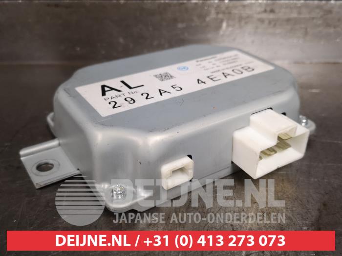 Używane DC/CD konwertor Nissan Qashqai (J11) 1.2 DIG-T 16V Cena na żądanie oferowane przez V.Deijne Jap.Auto-onderdelen BV