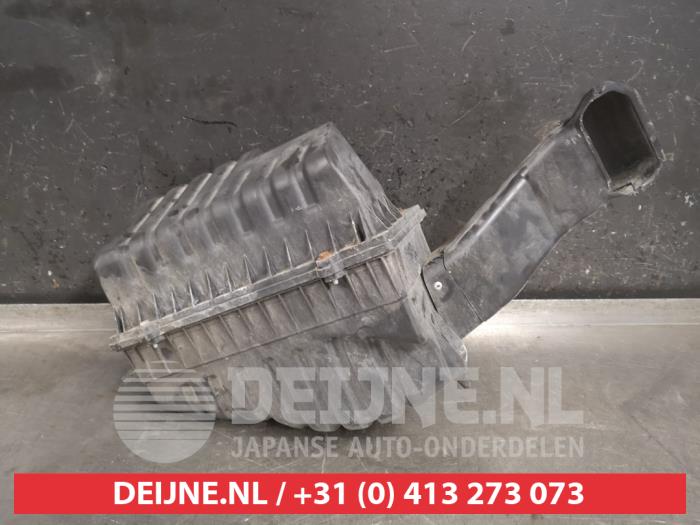 Begagnade Luftfilterhus Ssang Yong Rexton W 2.2 RX 220 E-XDI 16V 4WD Pris € 75,00 Marginaltabell erbjuds av V.Deijne Jap.Auto-onderdelen BV