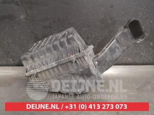 Used Air box Ssang Yong Rexton W 2.2 RX 220 E-XDI 16V 4WD Price on request offered by V.Deijne Jap.Auto-onderdelen BV