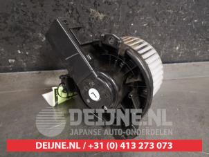 Used Heating and ventilation fan motor Toyota Hilux VI 2.4 D 16V 4WD Price on request offered by V.Deijne Jap.Auto-onderdelen BV