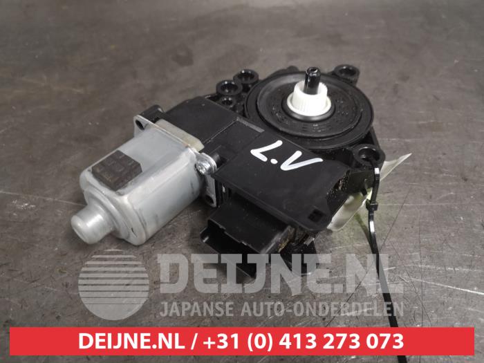 Usados Motor de ventanilla de puerta Kia Proceed (CD) 1.6 T-GDI 16V DCT Precio € 45,00 Norma de margen ofrecido por V.Deijne Jap.Auto-onderdelen BV