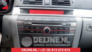 Usagé Radio Mazda 3 Sport (BK14) 1.3i 16V Prix sur demande proposé par V.Deijne Jap.Auto-onderdelen BV