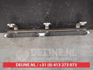 Used Footboard, right Mitsubishi L-200 2.5 DI-D 4x4 Price on request offered by V.Deijne Jap.Auto-onderdelen BV