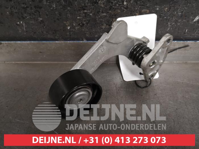 Usados Tensor correa múltiple Kia Niro I (DE) 1.6 GDI Hybrid Precio € 50,00 Norma de margen ofrecido por V.Deijne Jap.Auto-onderdelen BV