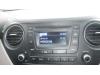 Radio z Hyundai i10 (B5), 2013 / 2019 1.0 12V, Hatchback, Benzyna, 998cc, 49kW (67pk), FWD, G3LA, 2013-08 / 2019-12, B4P1; B4P2; B5P1; B5P2 2014