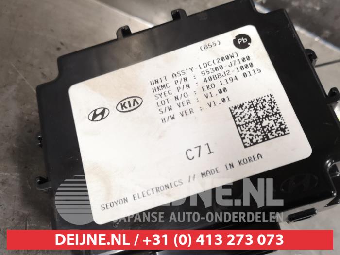 DC/CD convertisseur d'un Kia Ceed (CDB5/CDBB) 1.0i T-GDi 12V 2019