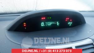Używane Licznik kilometrów KM Toyota Yaris II (P9) 1.33 16V Dual VVT-I Cena € 50,00 Procedura marży oferowane przez V.Deijne Jap.Auto-onderdelen BV