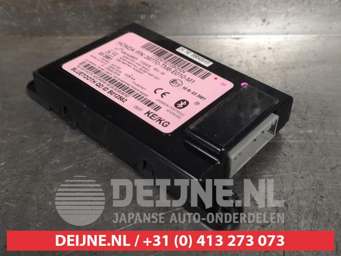 Używane Modul Bluetooth Honda Insight (ZE2) 1.3 16V VTEC Cena € 35,00 Procedura marży oferowane przez V.Deijne Jap.Auto-onderdelen BV