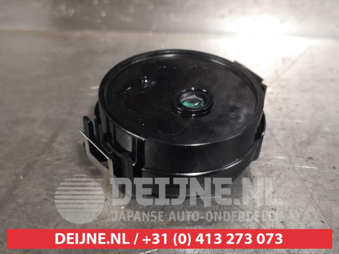 Begagnade Regnsensor Nissan Leaf (ZE1) 39/40kWh Pris € 25,00 Marginaltabell erbjuds av V.Deijne Jap.Auto-onderdelen BV