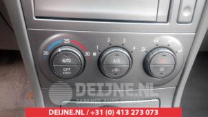Usagé Panneau de commandes chauffage Subaru Forester (SG) 2.0 16V X Prix € 50,00 Règlement à la marge proposé par V.Deijne Jap.Auto-onderdelen BV